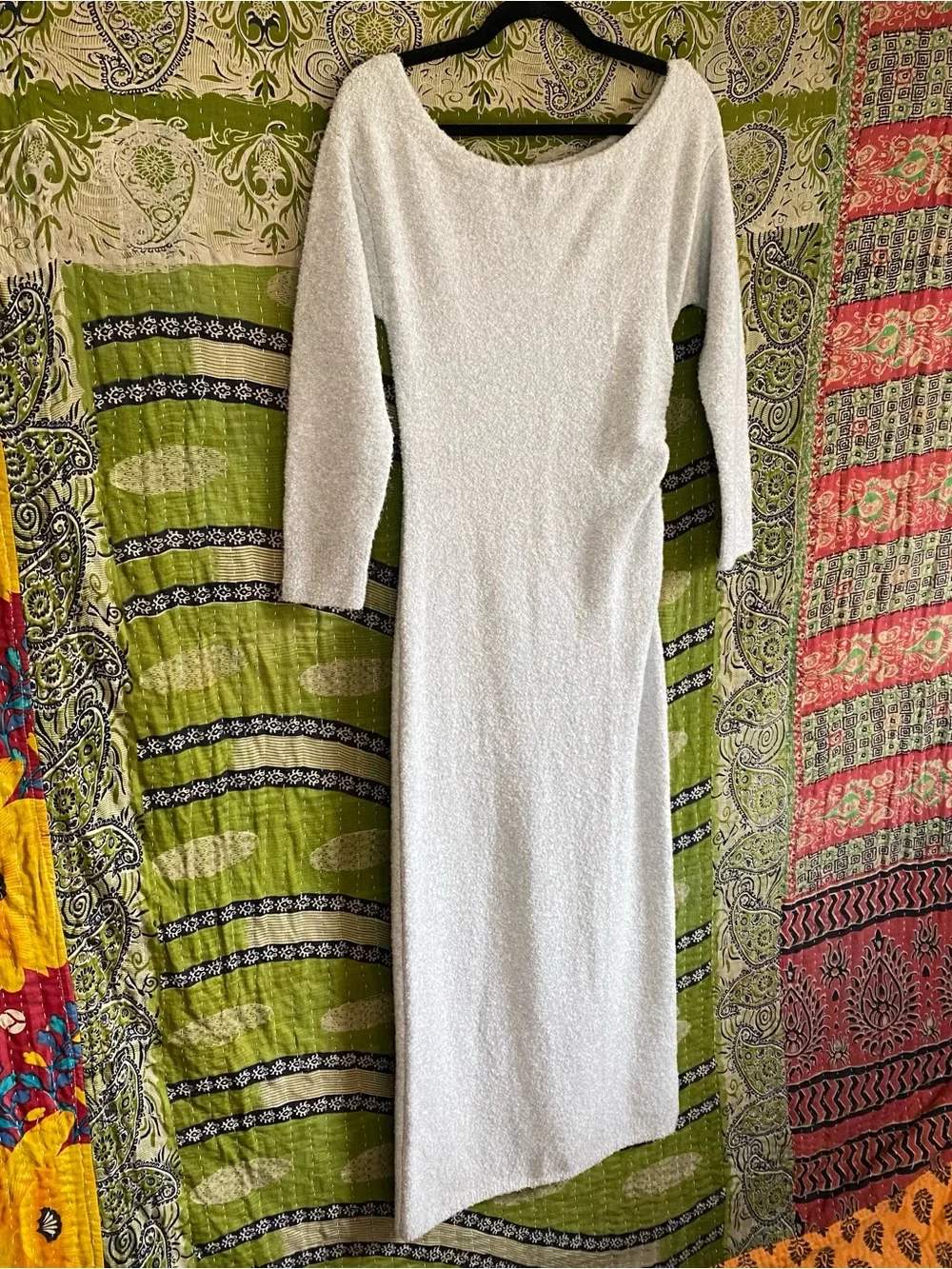 NWT Abercrombie & Fitch Soft Gray Off-the-Shoulder Boucle Knit Maxi Dress Small